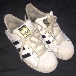 SUPER STAR ADIDAS !